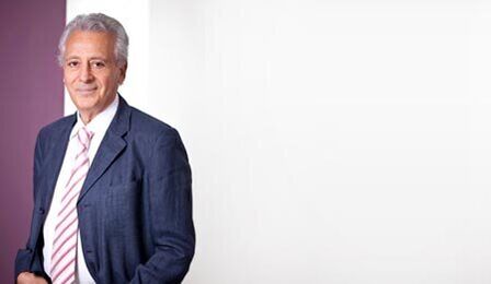 Dr.